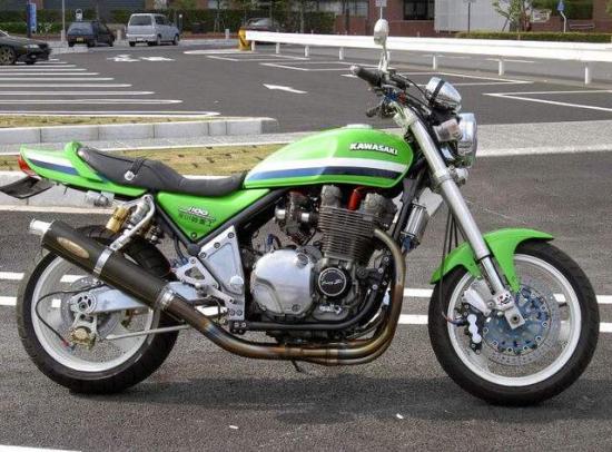 1100 Zephyr