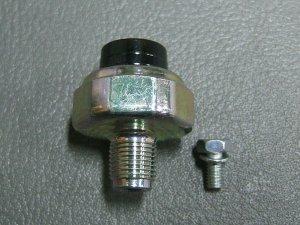 Connecteur de pression d'huile original pour CB 750
